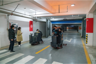 橙犀洗地機入駐萬科物業(yè)小區(qū)